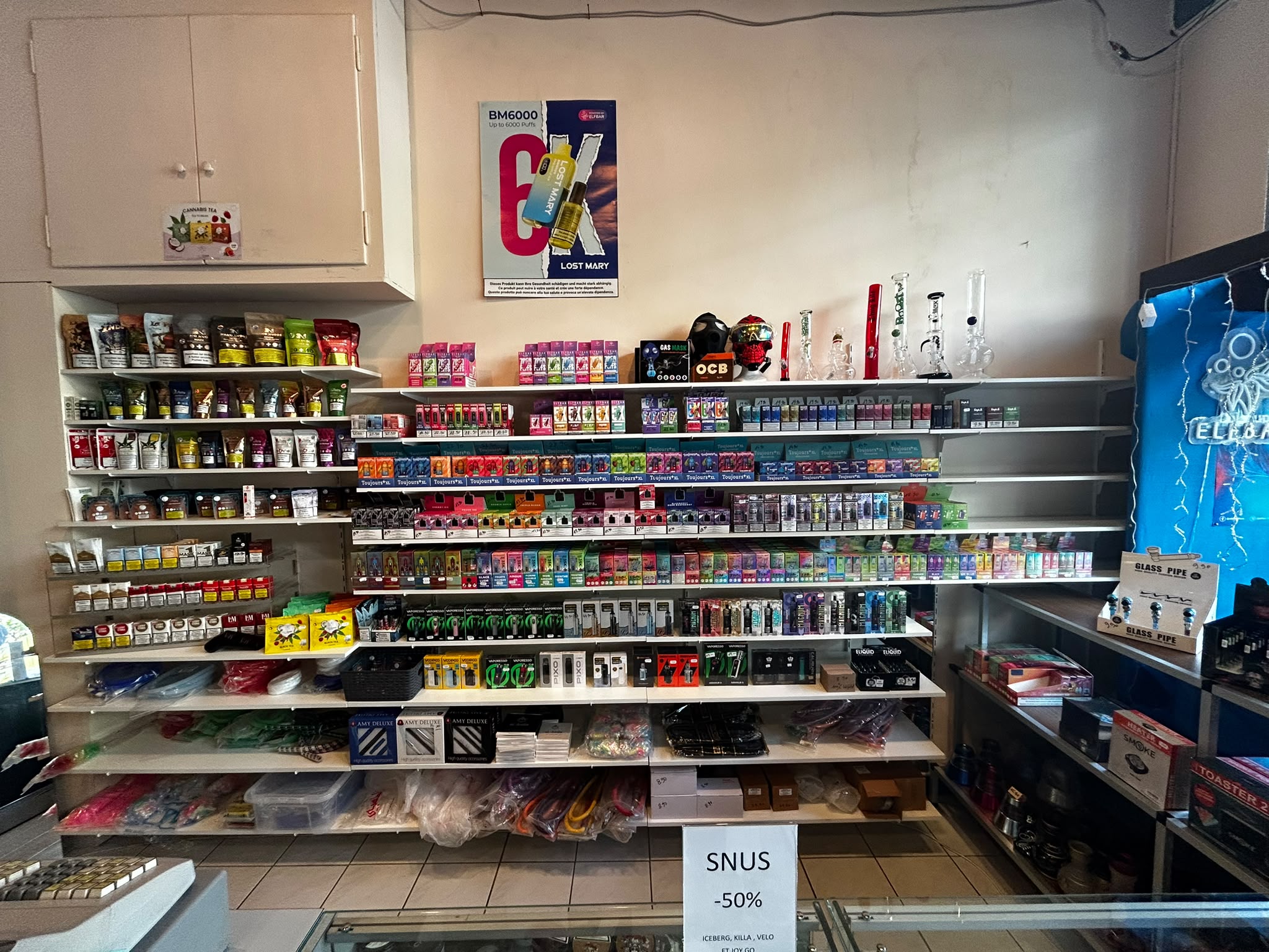 Intérieur du magasin Casa Smoke